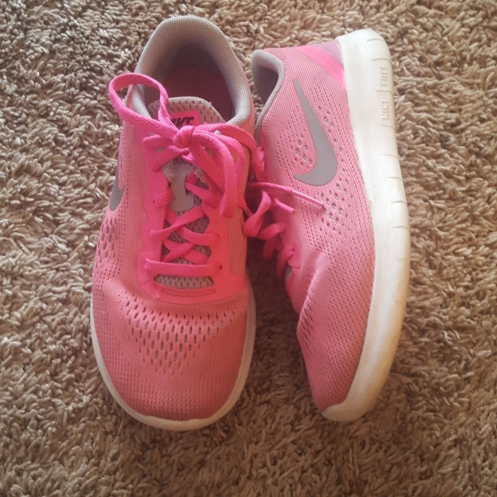 Nike Pink Sneakers